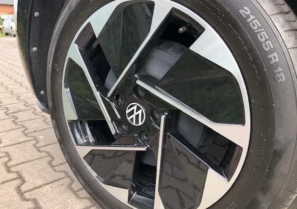 Volkswagen ID.3 cena 95700 przebieg: 54000, rok produkcji 2021 z Rymanów małe 781